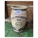 1983 NATIONAL PRESIDENTIAL IFA SALT GLAZE POTTERY