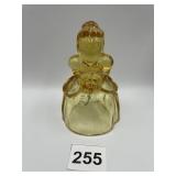 CANARY GLASS BELL, GIRL WITH BOUQUET, 4"