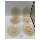 6 CARNIVAL PLATES 6.25"