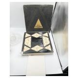 DELUXE TRIOMINOES GAME