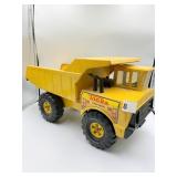 TONKA TURBO DIESEL DUMP TRUCK 19 INCHES LONG GOOD