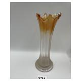 8" SWUNG GLASS VASE