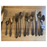 DAPER FOX CHARACTER ENGRAVED SILVER PLATE