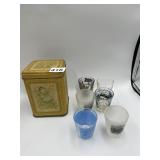 VINTAGE TIN AND SHOT GLASSES INCLUDING GETTYSBURG
