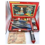 ERECTOR SET IN BOX