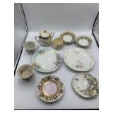 ASSORTED CHINA PIECES INCLUDING 4 MATCHING FLORAL