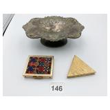 TRIANGLE BRUSHED BRASS FINISH COMPACT, FABRIC TOP