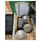 BAKING PANS, BAKING SHEETS, COLLANDER, LARGE