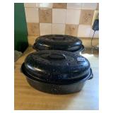 2 SPECKLE WARE ROASTERS WITH LIDS