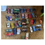 ASSORTED DIE CAST TOY CARS