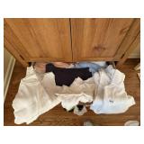 2 X ASSORTED TOPS