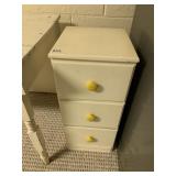 WOOD 3 DRAWER CABINET