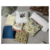 VARIETY OF ACCENT PILLOWS