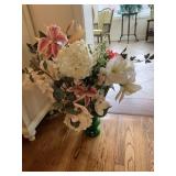 FLOWER ARRANGEMENT LARGE WITH GREEN GLASS VASE