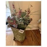 FOOTED METAL VASE AND ARTIFICIAL FLOWER
