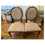 WOOD ARMCHAIR WITH A BUTTON BACK AND LIGHT BROWN