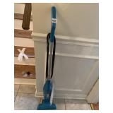 BISSELL FEATHERWEIGHT VACUUM