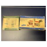 PLASTIC VILLE BUILDINGS