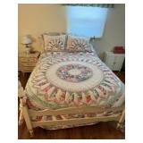 BEAUTIFUL COMFORTER WITH MATCHING PILLOW SHAMS