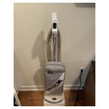 ORECK UPRIGHT VACUUM