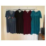 4 NIGHT GOUNDS SIZE 22 AND 1X