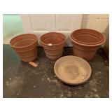 PLASTIC PLANTERS AND LINER