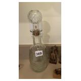 DECANTER W/ STOPPER