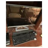 GATEWAY MONITORY W/ KEYBOARD