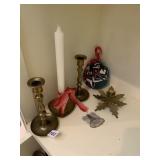 BRASS CANDLESTICKS INCLUDING LEAF AND HEART