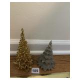 GOLD GERMAN CHRISTMAS TREE 6 INCHES HIGH AND
