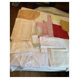 LARGE ASSORTMENT OF TABLE LINENS, INCLUDING