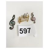 MUSIC THEME PIN WITH NOTES AND TREBLE CLEF
