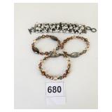 BRACELETS BUSY PEARL BEADS AND RHINESTONES LINKED