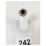 SILVER RING WITH BLACK OVAL CENTER STONE SIZE 5