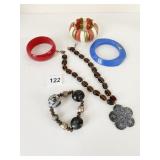 PLASTIC BANGLE BRACELETS KU KUI NUT STRETCH