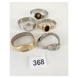 GROUP OF WRISTWATCHES GOLD TONE VIVANI INDIGO