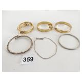 GROUP OF BANGLE BRACELETS GOLD TONE SILVER TONE