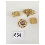 LIMOGES FRANCE PORCELAIN PENDANT AK CELTIC KNOT