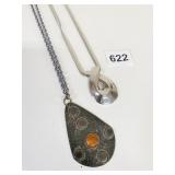 MODERN METAL PENDANT NECKLACE PEAR SHAPE METALLIC