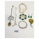 RED RHINESTONE HINGED BRACELET ROUND GREEN STONE