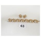 TRIFARI GOLD TONE AND PEARLS BRACELET AND