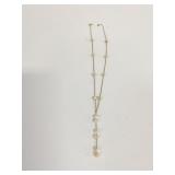 14K GOLD NECKLACE WITH SMALL MOTHER OF PEARL
