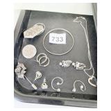 BANGLE BRACELET SILVER TONE HEART PENDANT