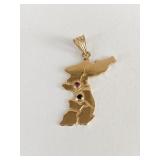 18K GOLD KOREAN OUTLINE W/ RUBY AND SAPPHIRE 2.66