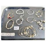 GROUP OF BRACELETS BEADED STRETCH THE GARDEN