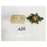 HATTIE CARNEGIE HOLLY PIN MONOGRAM PIN