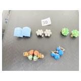 VINTAGE CLIP-ON EARRINGS ONE KRAMER