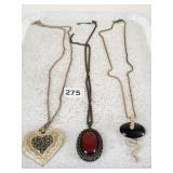 PENDANT NECKLACES GOLD TONE HEART STONE CHIP