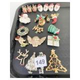 CHRISTMAS THEME NOVELTY JEWELRY PINS SANTA AND