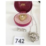 1928 BRAND GOLD TONE HEART PIN BOXED SILVER TONE